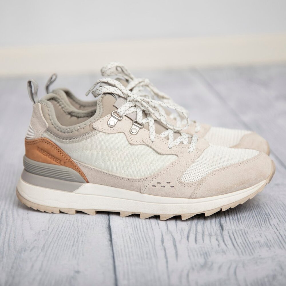 Merrell Women's Sneakers in Cream and Tan